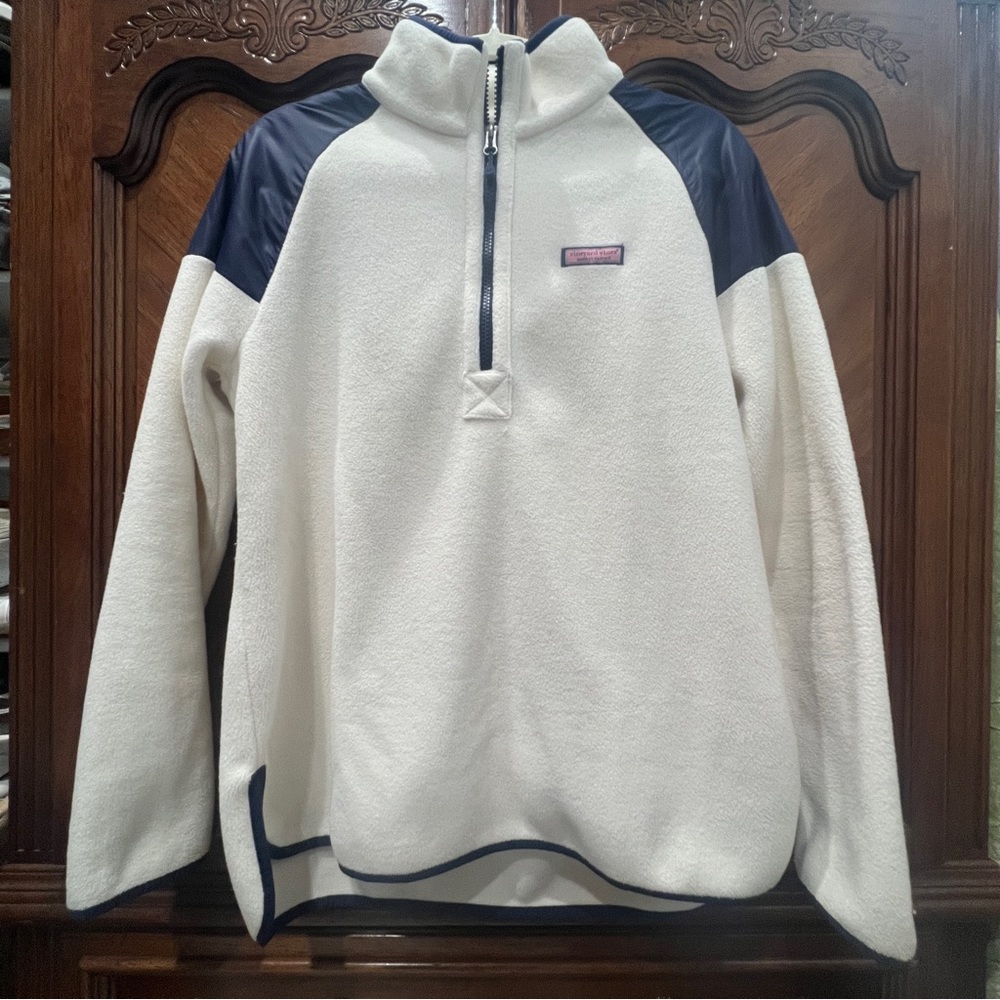 Vineyard Vines zip fleece - small
